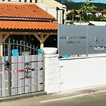 Kuca Za Odmor Pobor Hébergement de vacances *