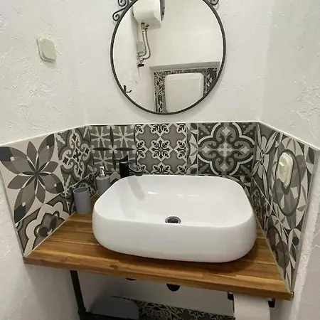 Kuca Za Odmor Pobor Nyaraló Jadranovo
